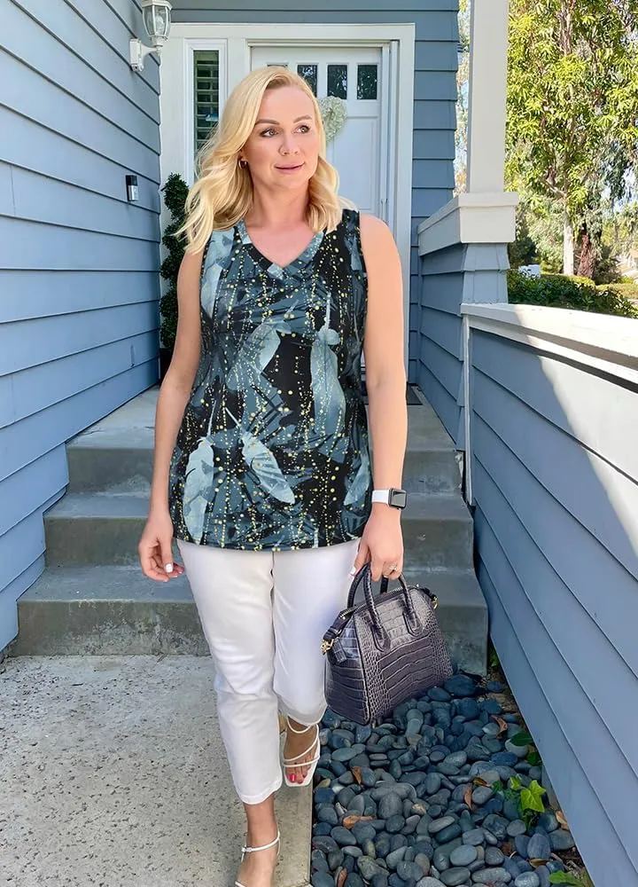 Summer Tops for Women Sleeveless V Neck Tshirt Loose Fit Casual Tank Tunic Blouse